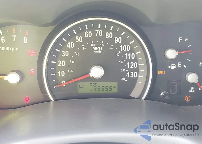 KNDMB233076176826: 44129428