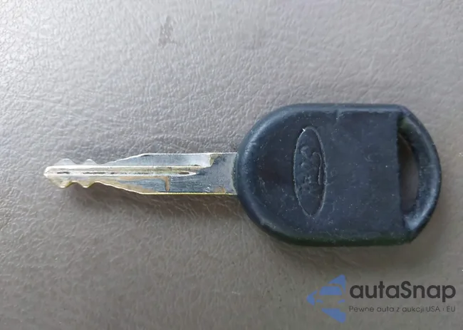 1FMZU64K85UA11270: 44130494