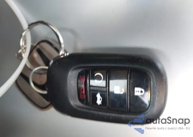 1HGCY1F38PA028325: 44130512