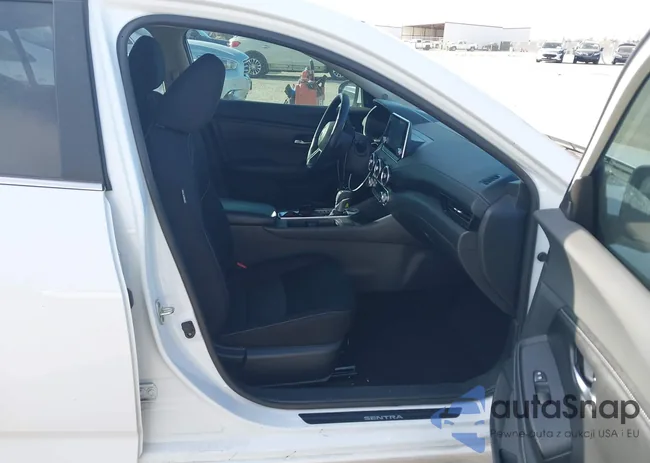 3N1AB8CV0MY278643: 44130581