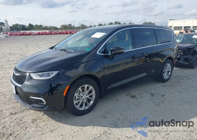 2C4RC1GG4TR193688: 44130610