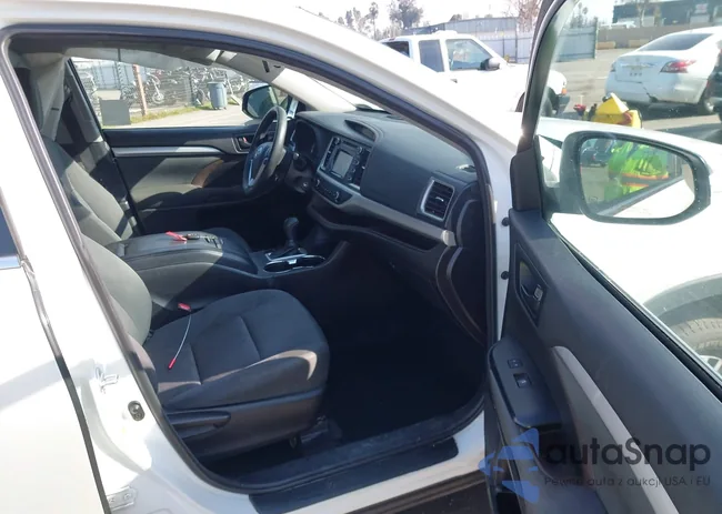 5TDZARFH9JS036886: 44130622