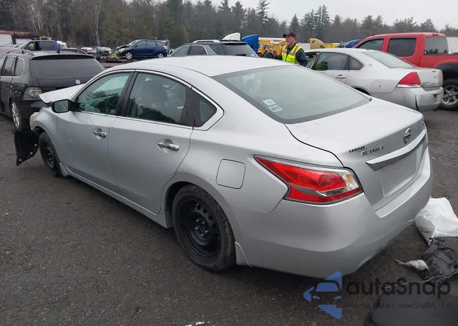 1N4AL3AP5FN302152: 44130629