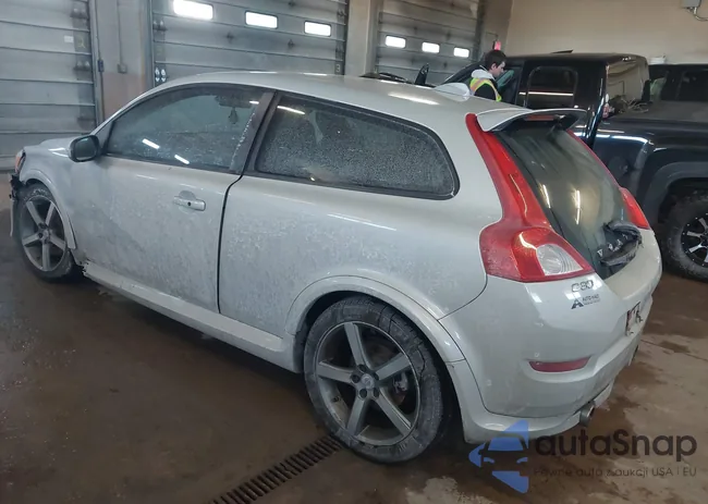 YV1672MK3B2248046: 44130632