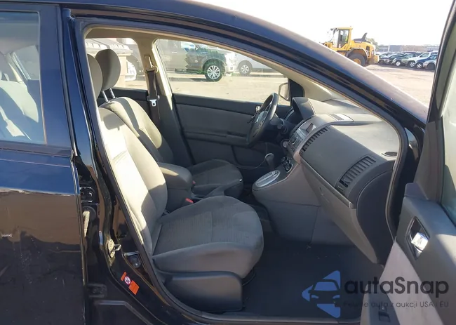 3N1AB61EX8L726283: 44130641