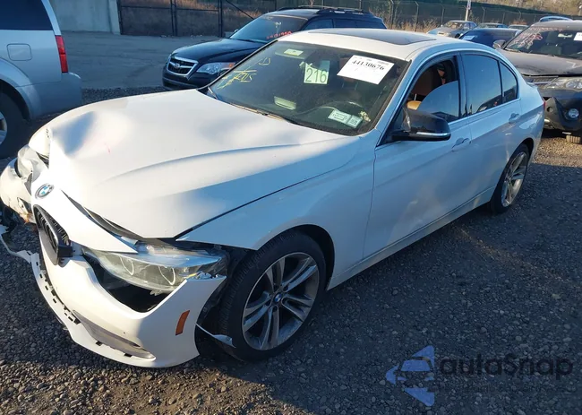 WBA8D9G3XHNU65845: 44130676