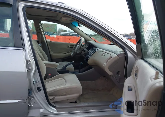 1HGCG6675XA044906: 44130717