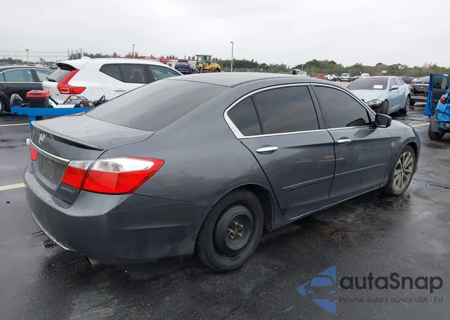 1HGCR2F51DA017232: 44130798