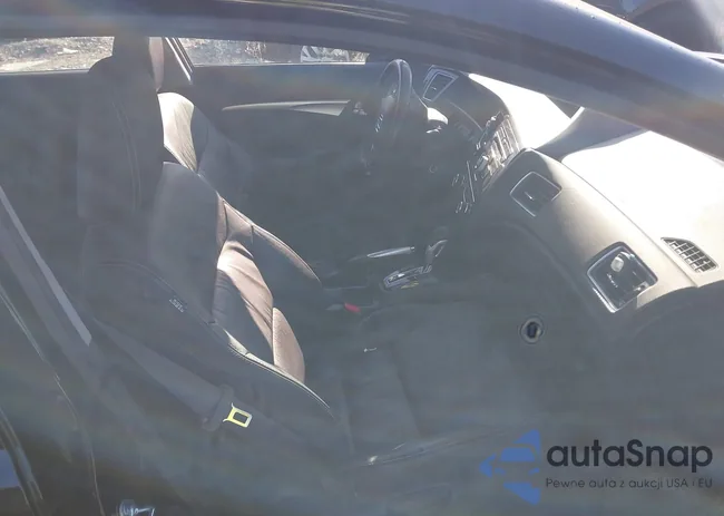 2HGFB2F97DH542494: 44130815