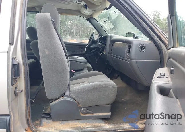 2GCEC19VX41124904: 44130818