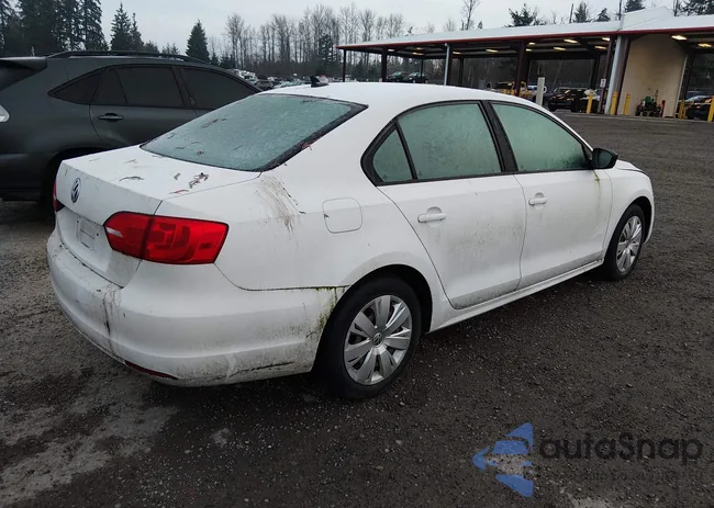 3VWLL7AJ1EM322412: 44130862