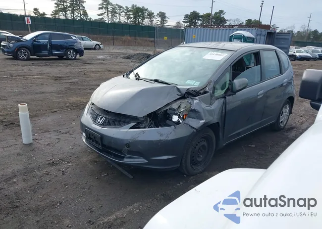 JHMGE8G38DC066619: 44130882