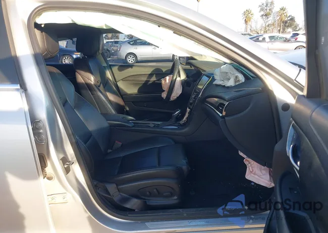 1G6AA5RA7D0177776: 44130944