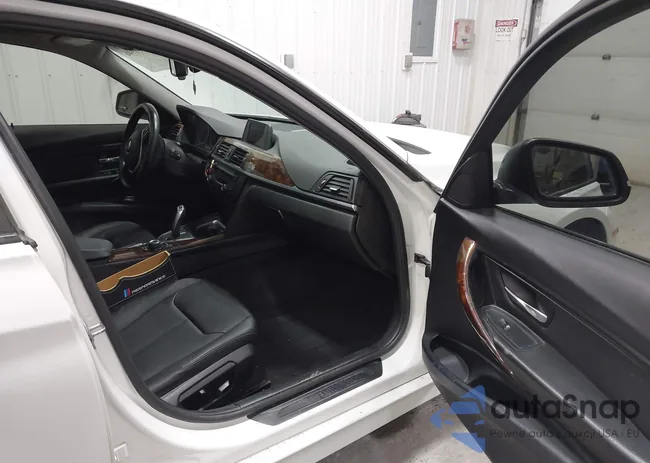 WBA3B5C55FF963345: 44130946