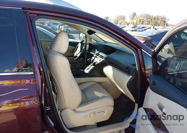 2T2ZK1BA4FC159899: 44130952