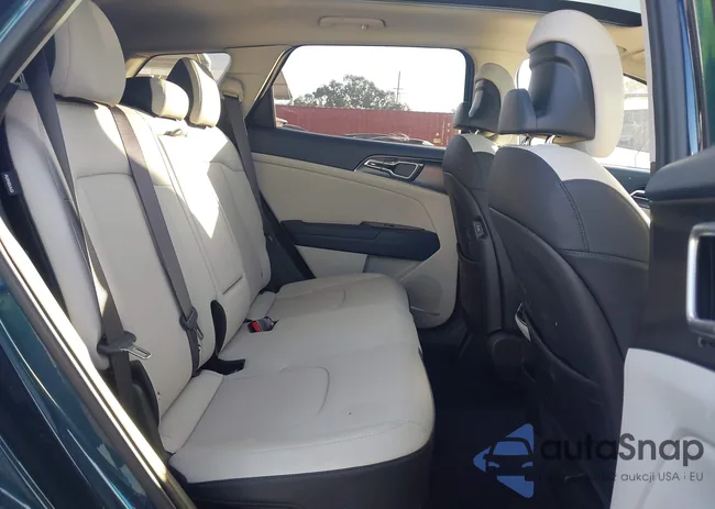 KNDPVCDG6S7208578: 44130985