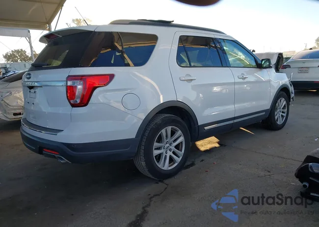 1FM5K7D85JGA55914: 44131008