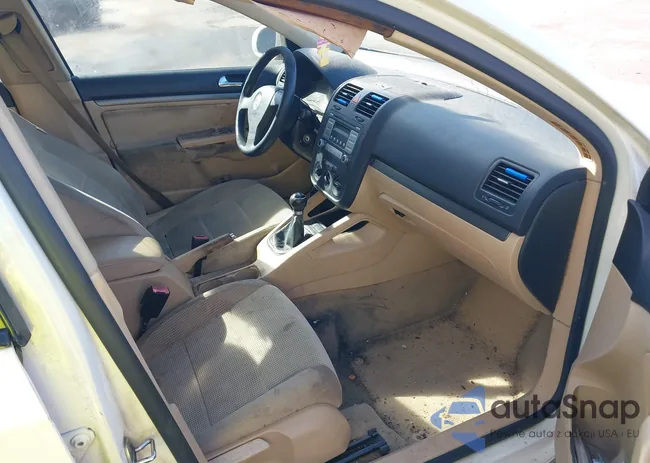 3VWJM71K88M105375: 44131041