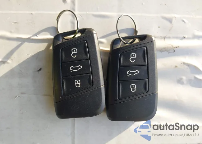 3VWC57BU7KM166360: 44130122