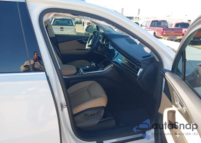 WA1LXAF73MD040228: 44130191