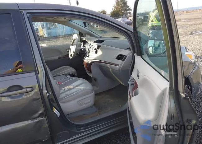 5TDYK3DC6CS183859: 44130200