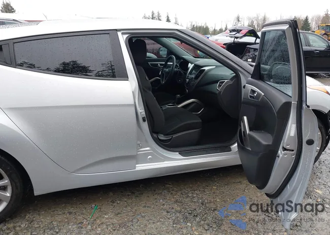 KMHTC6AD0GU294457: 44130219