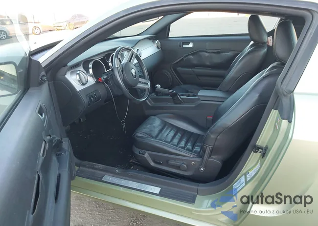 1ZVHT82H455176715: 44130292