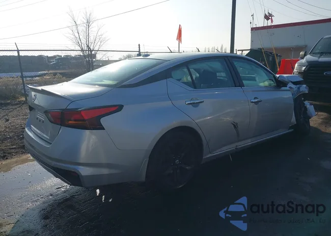 1N4BL4BV2LC173530: 44130296