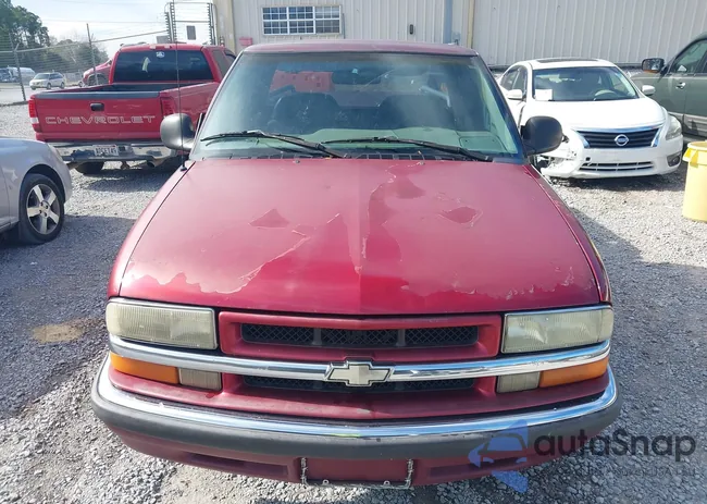 1GCCS19Z1S8141663: 44130302