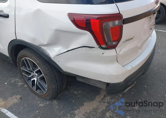 1FM5K8GTXGGB26832: 44130310