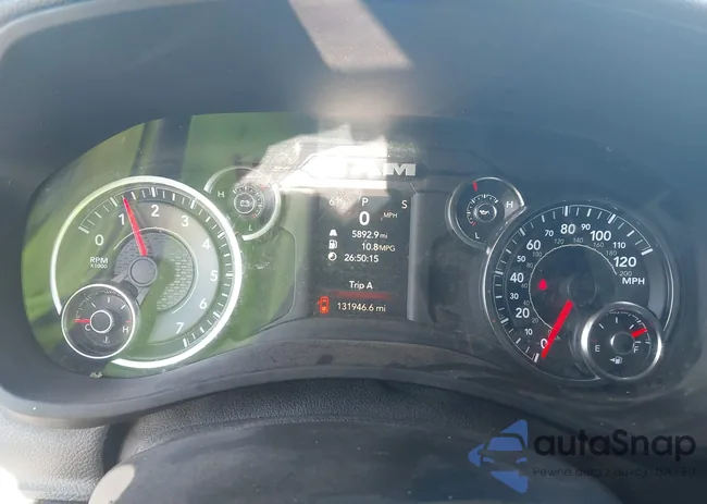 3C6UR5CJ9NG117983: 44130382