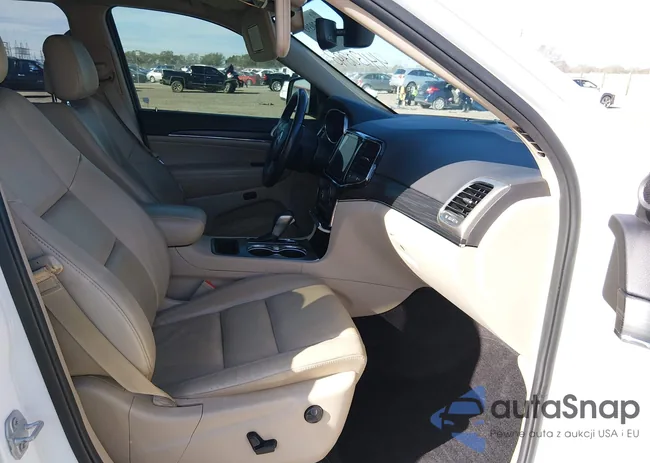 1C4RJEBG7KC556755: 44130393