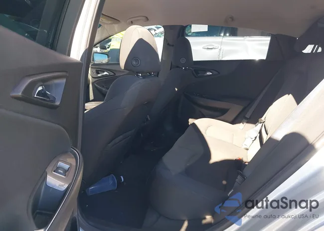 1G1ZD5ST3MF050712: 44130417