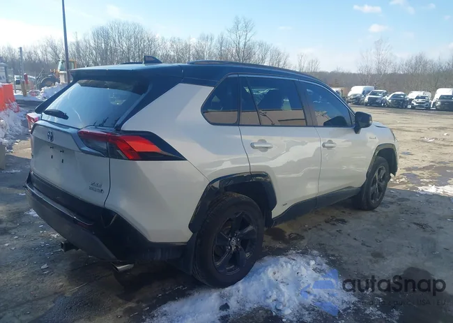 2T3EWRFV8LW071975: 44130418