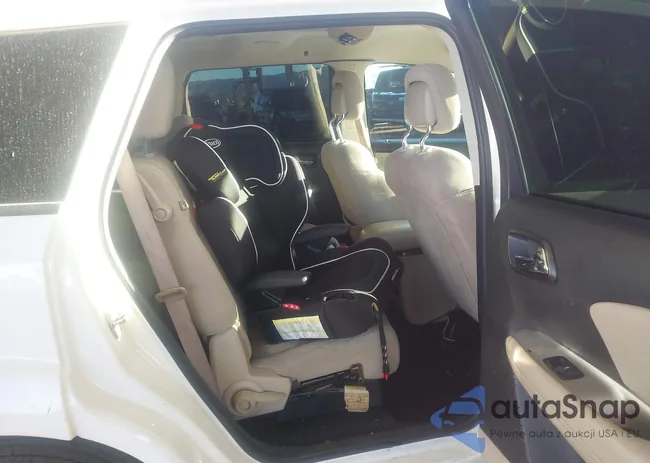 3C4PDCBG7CT231337: 44131470