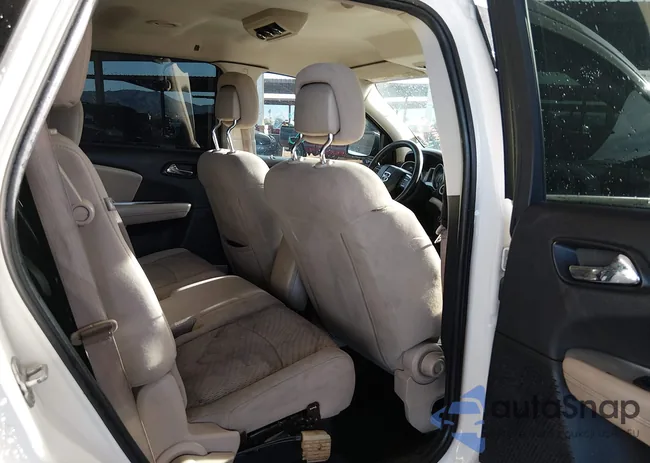 3C4PDCBG7CT231337: 44131470