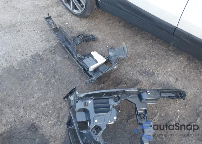 WMWLU5C53K2G04140: 44131478