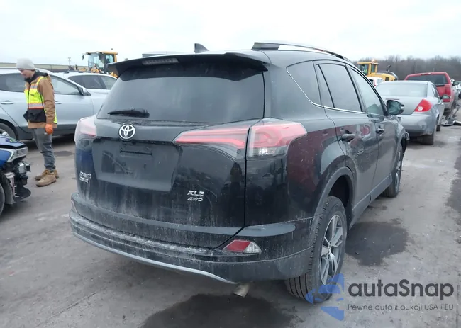 2T3RFREV1JW704686: 44131532