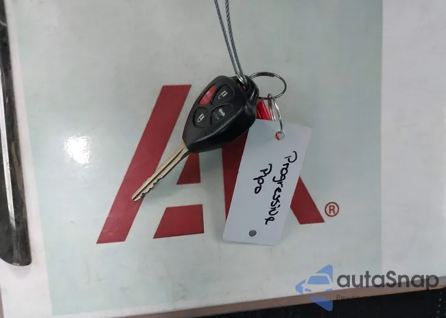 2T1BU4EE8DC058393: 44131544