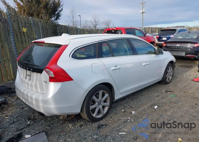 YV140MEM7H1361357: 44131550