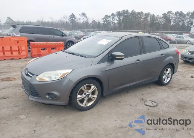 1FADP3F27DL180577: 44131554