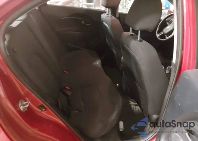 KNADN5A30E6375557: 44131645