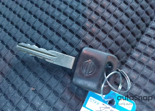 1N6BA0EC6AN301320: 44131672