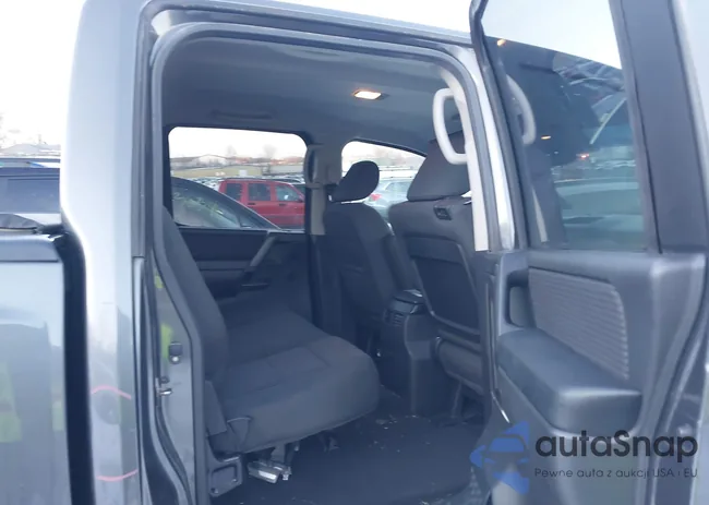 1N6BA0EC6AN301320: 44131672