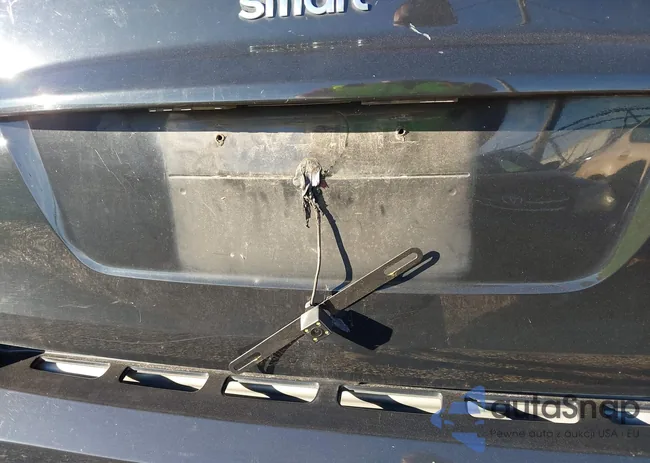 WMEEK31X99K262647: 44131700