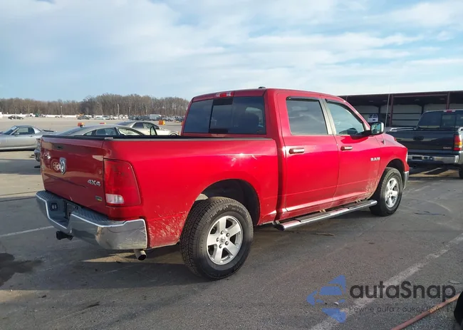 1D3HV13PX9S791357: 44131763