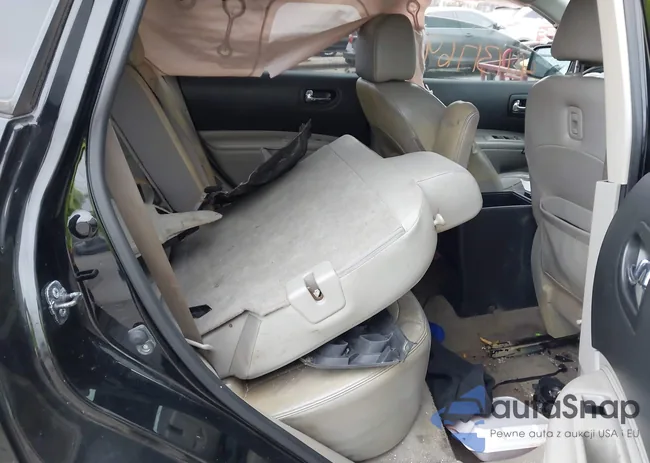 JN8AS5MV3BW664072: 44131769