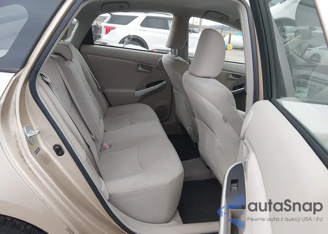 JTDKN3DU8B0277829: 44131770