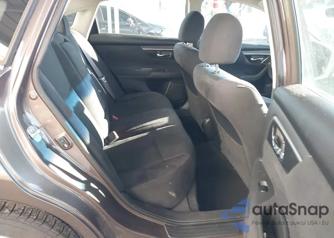 1N4AL3AP1EC182831: 44131806