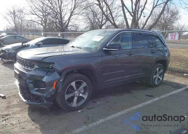 1C4RJHBG8PC607205: 44131827